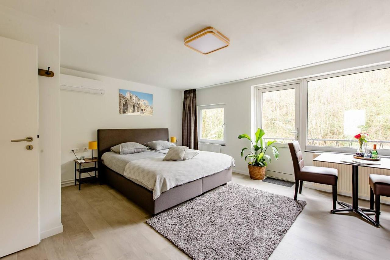 Viphouse Valkenburg Bed & Breakfast *